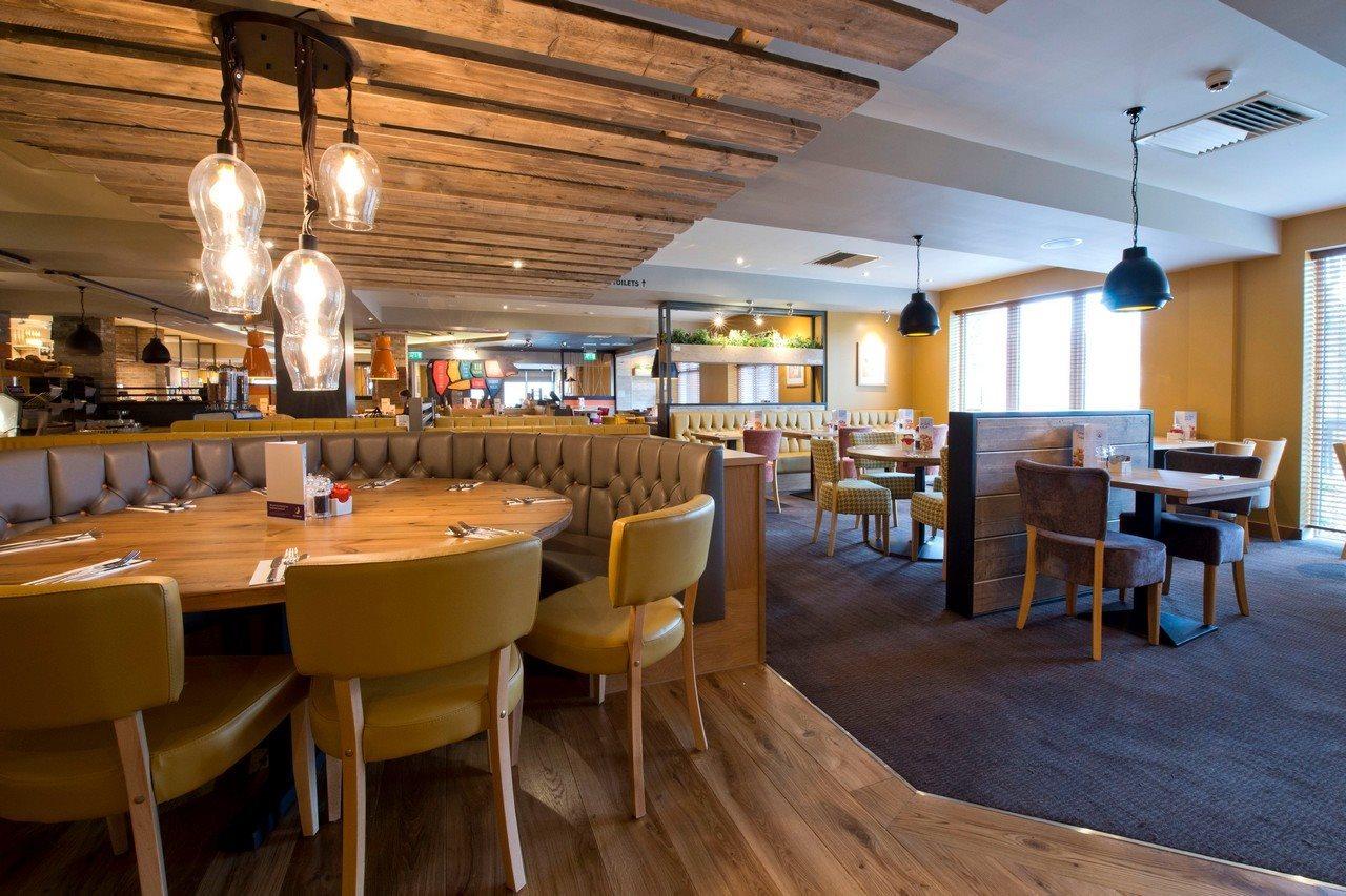 Premier Inn Ware Dış mekan fotoğraf