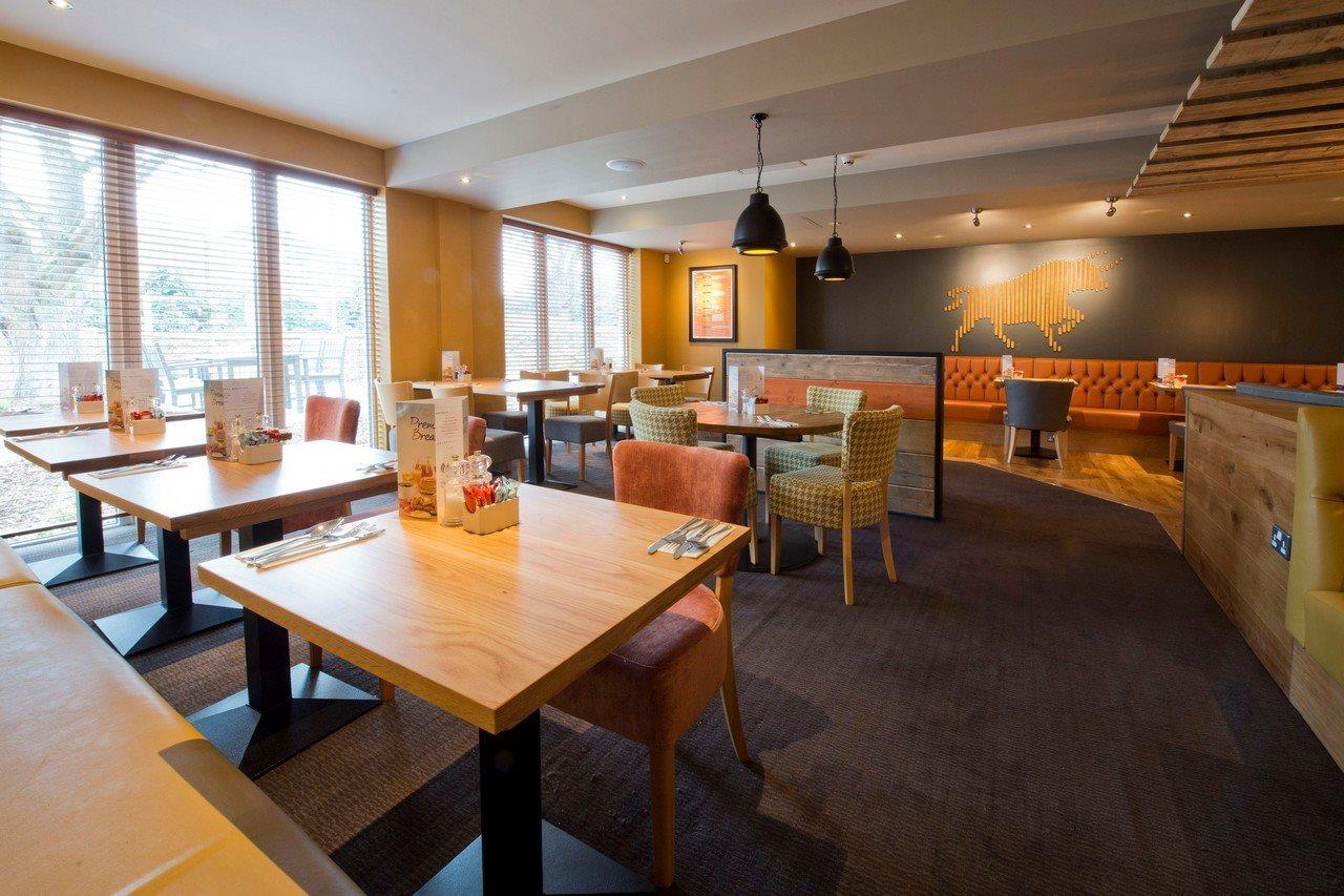 Premier Inn Ware Dış mekan fotoğraf