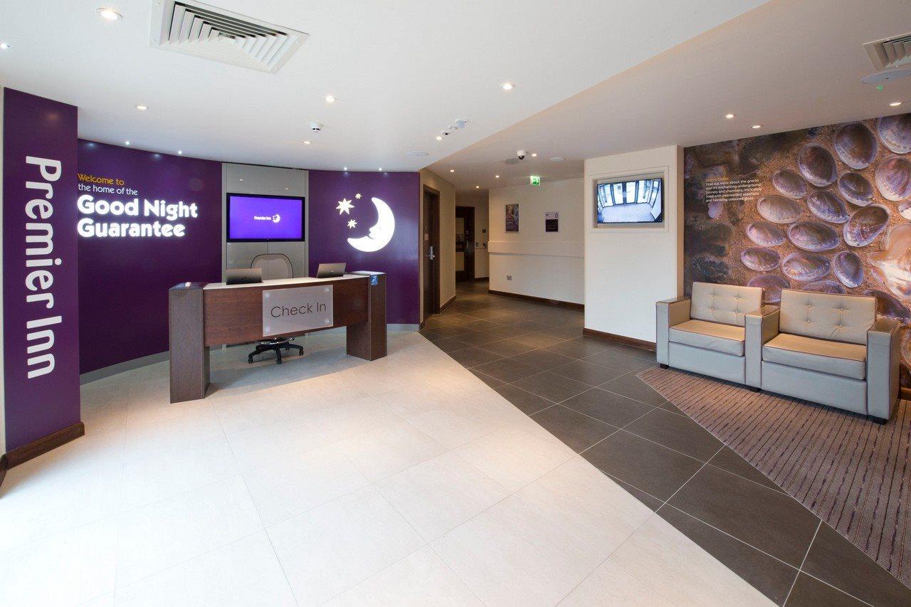 Premier Inn Ware Dış mekan fotoğraf