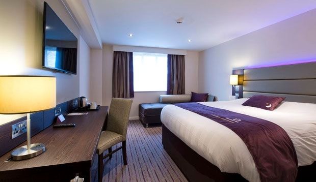 Premier Inn Ware Dış mekan fotoğraf